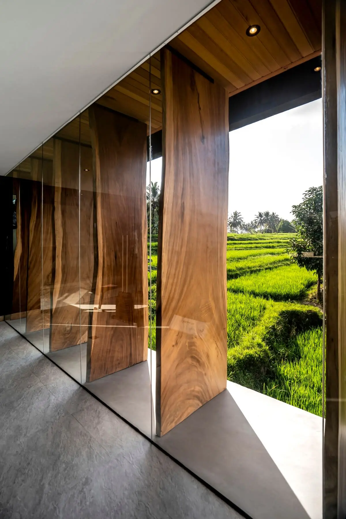 Rice-Field Villa Latti · 6BR · Ubud, Ubud, Bali — photo 9 | The Luxury Bali