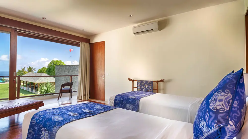 Pandawa Cliff Estate - Villa Markisa, Nusa Dua, Bali — guest twin bedroom | The Luxury Bali