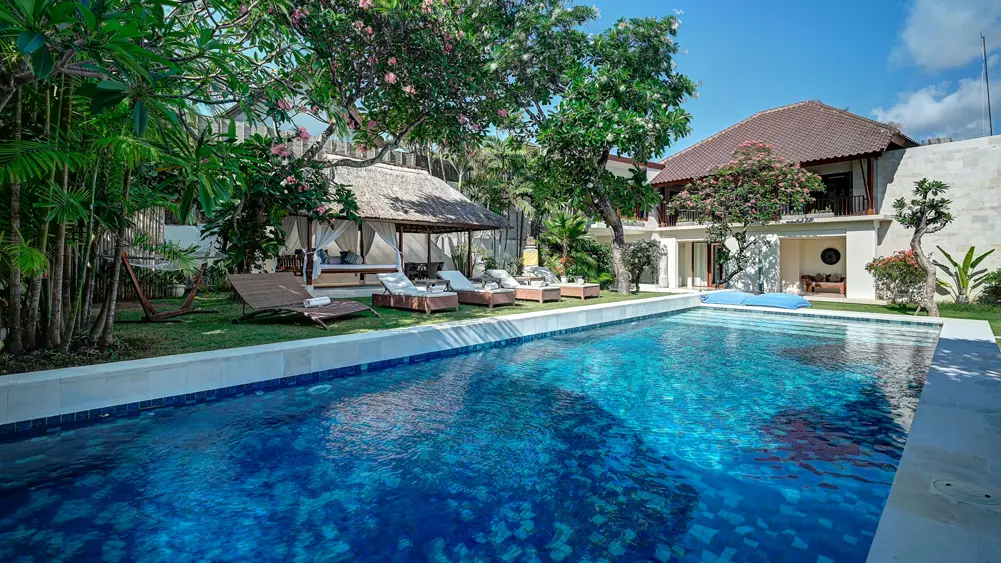 Casa Evaliza, Seminyak, Bali — opulent contemporary balinese | The Luxury Bali
