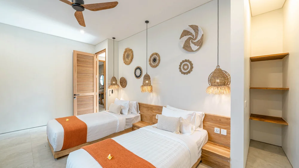 Villa Unna, Seminyak, Bali — cosy twin bedroom | The Luxury Bali