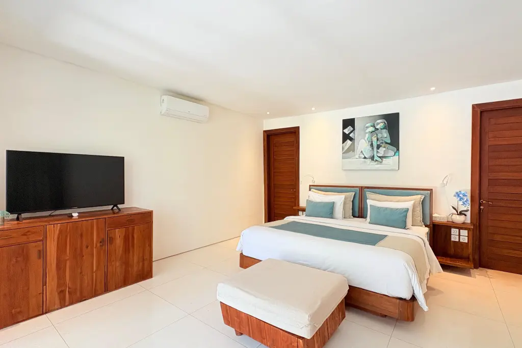 Lataliana - Villa La 4BR, Seminyak, Bali — photo 12 | The Luxury Bali