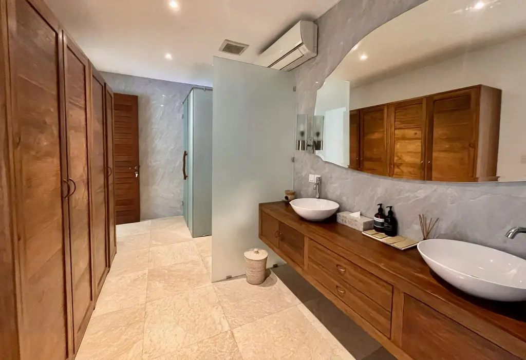 Lataliana - Villa La 4BR, Seminyak, Bali — photo 9 | The Luxury Bali