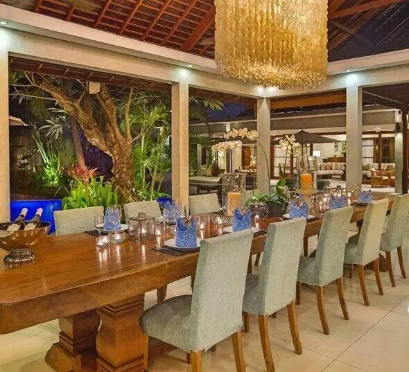 Lataliana 11 Bedroom Villa LA-TA, Seminyak, Bali — photo 10 | The Luxury Bali