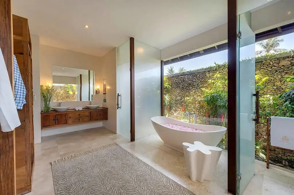 Lataliana Villa LA-TA 12BR, Seminyak, Bali — photo 5 | The Luxury Bali