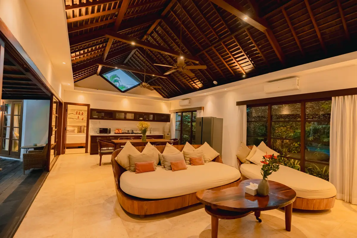 Villa LA-TA-LI 15BR, Seminyak, Bali — photo 11 | The Luxury Bali