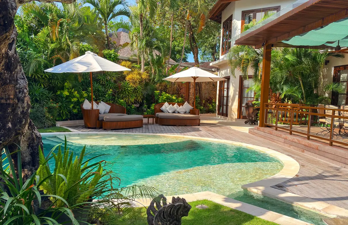Lataliana - Villa La 6BR, Seminyak, Bali — photo 2 | The Luxury Bali