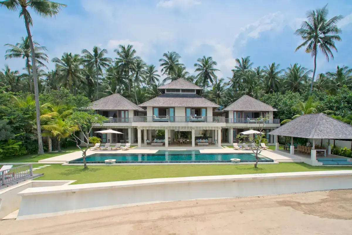 Siri Mendira - Villa Angsoka — 6-bedroom luxury villa in Candidasa, Bali | The Luxury Bali