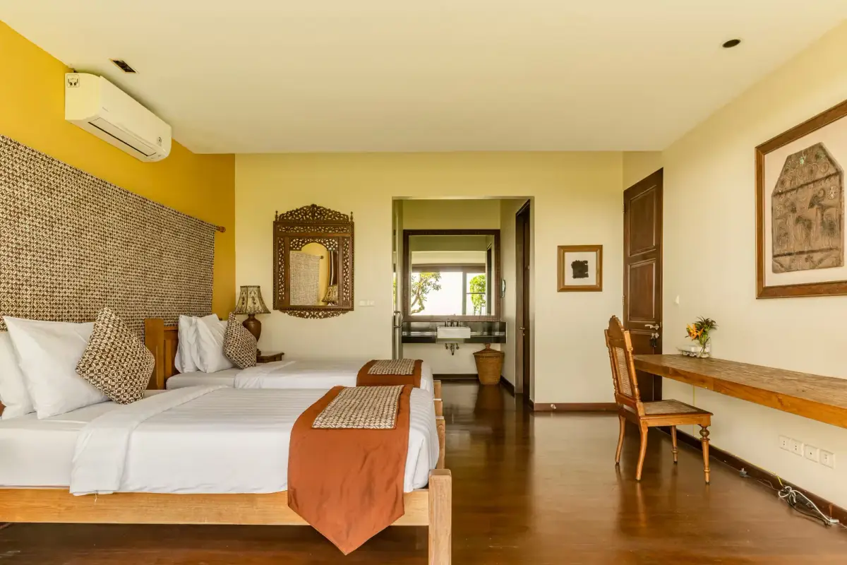 The Longhouse, Jimbaran, Bali — photo 5 | The Luxury Bali