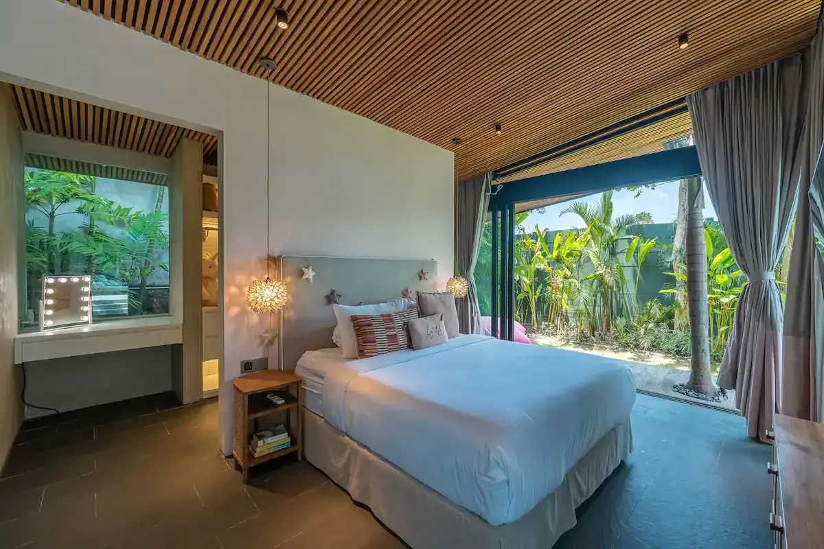 5 BR Tropical-Modern Spa Villa Canggu, Canggu, Bali — photo 10 | The Luxury Bali