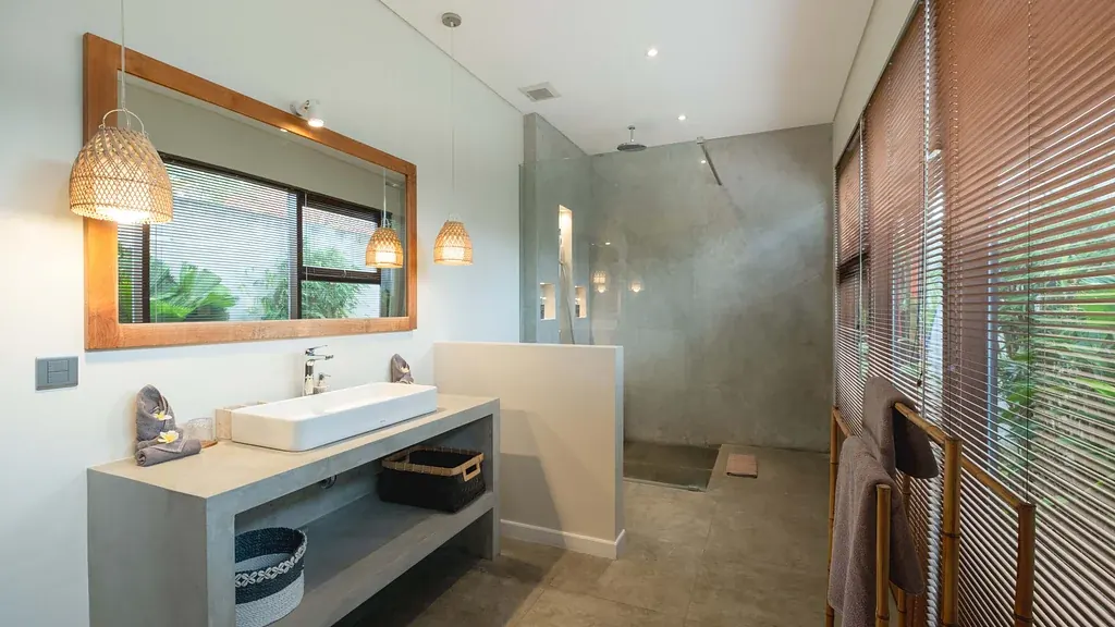 6 BR Infinity-Pool Family Villa Seminyak, Seminyak, Bali — photo 9 | The Luxury Bali