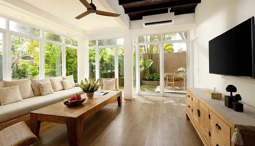 5 BR White Tropical Garden Residence Seminyak, Seminyak, Bali — photo 3 | The Luxury Bali