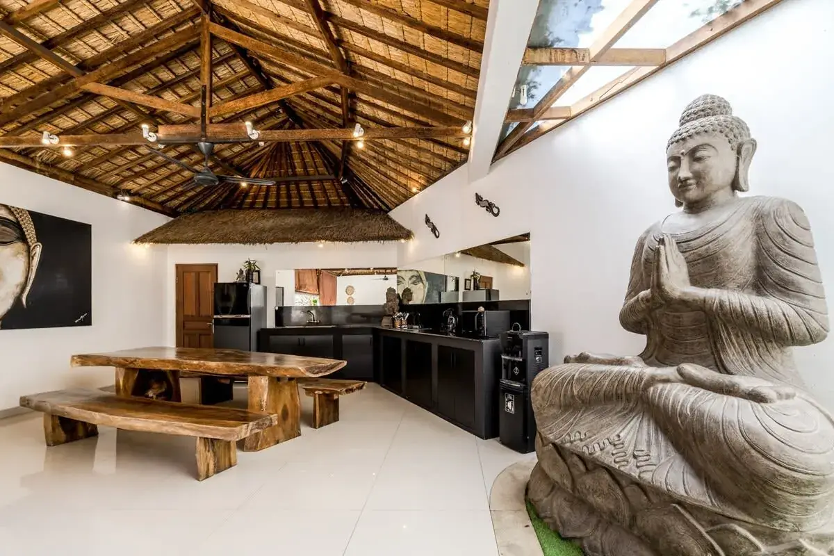 6 BR Tropical Garden Pool Villa Seminyak, Seminyak, Bali — photo 8 | The Luxury Bali
