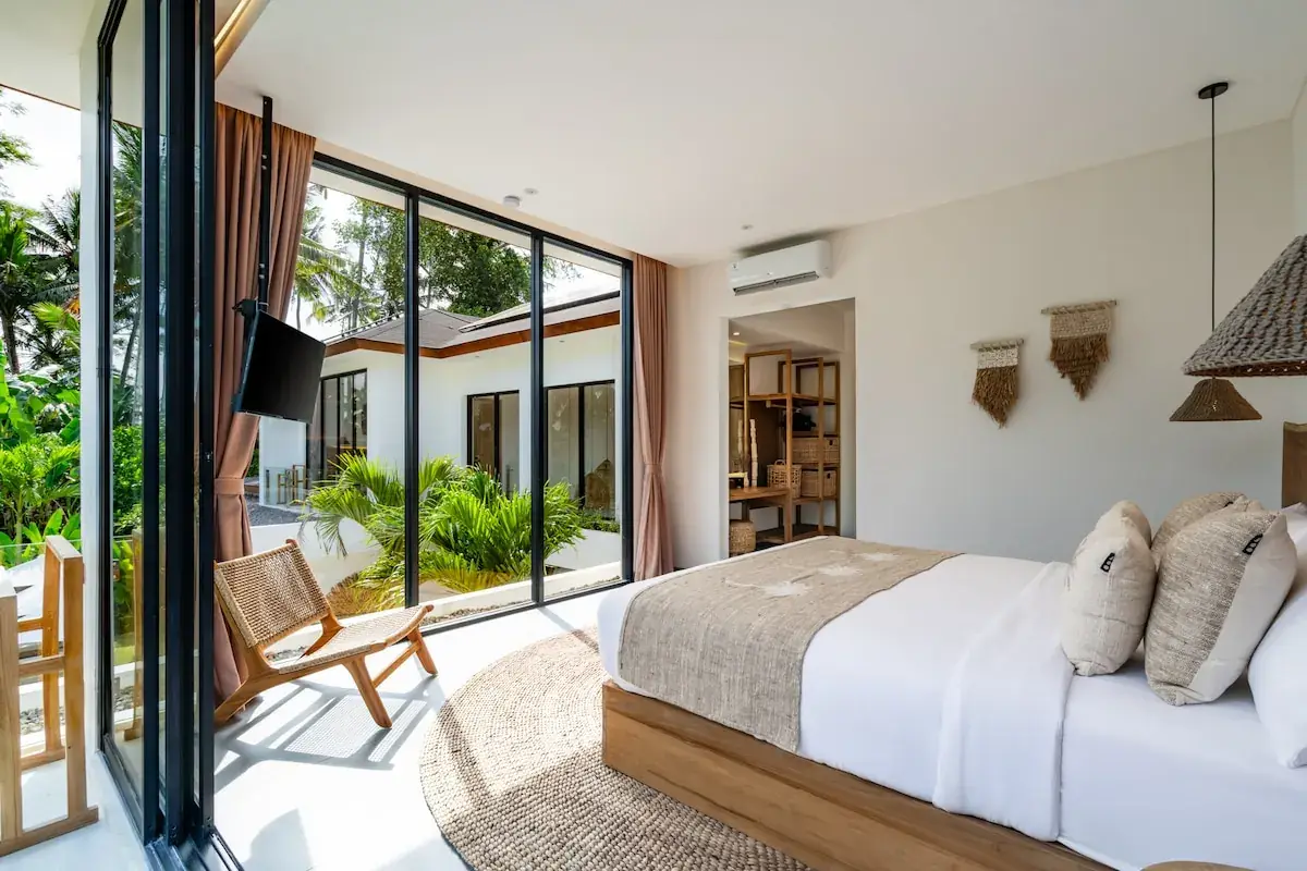 5 BR White Tropical Garden Villa Ubud, Ubud, Bali — photo 7 | The Luxury Bali