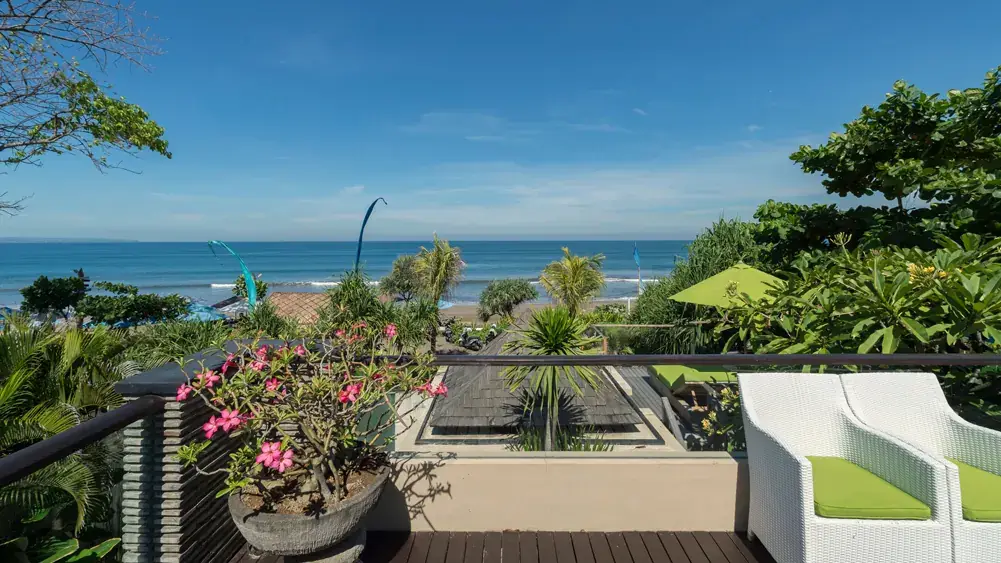 5 BR Beachfront Contemporary Villa Seminyak, Seminyak, Bali — photo 9 | The Luxury Bali