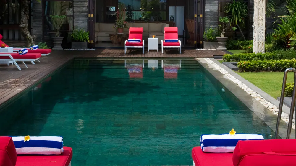 5 BR Beachfront Contemporary Villa Seminyak, Seminyak, Bali — photo 6 | The Luxury Bali