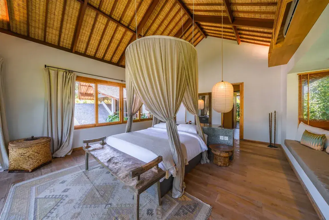 5 BR Infinity-Pool Garden Villa Canggu, Pererenan, Bali — photo 9 | The Luxury Bali