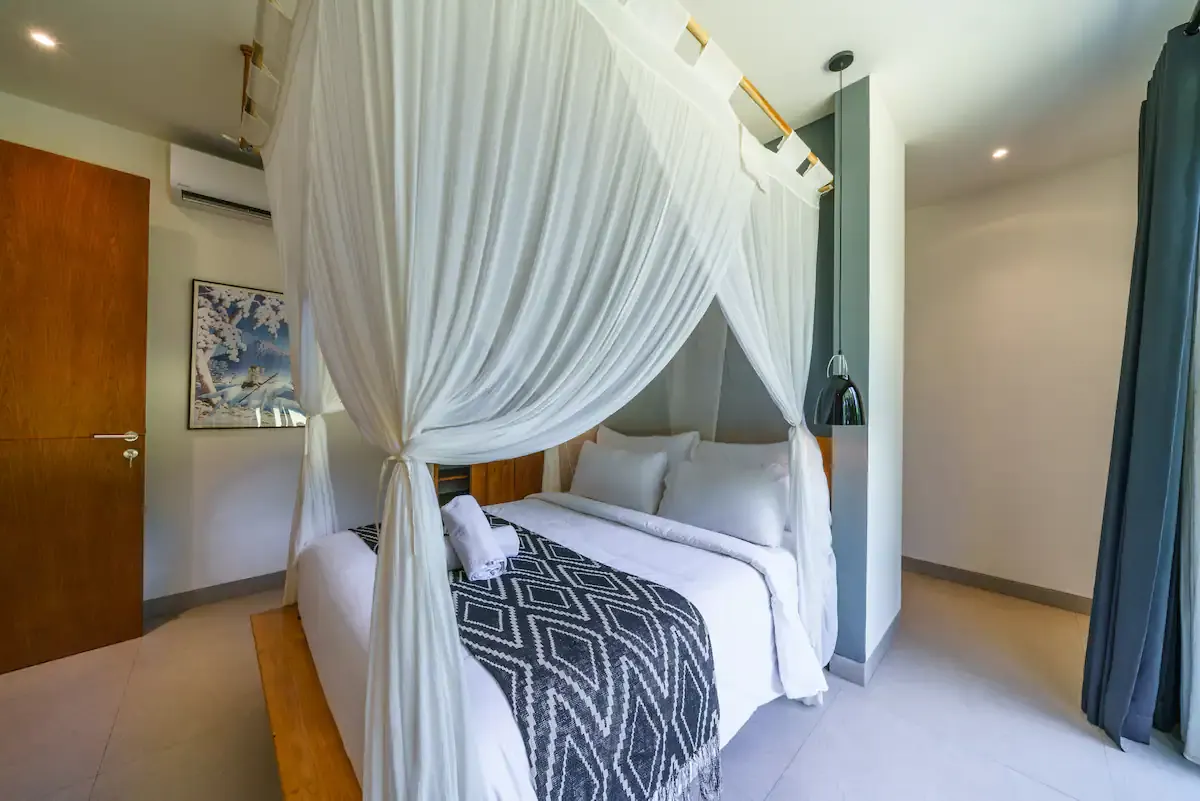 4 BR Riverside Rice-Field Villa Canggu, Pererenan, Bali — photo 11 | The Luxury Bali