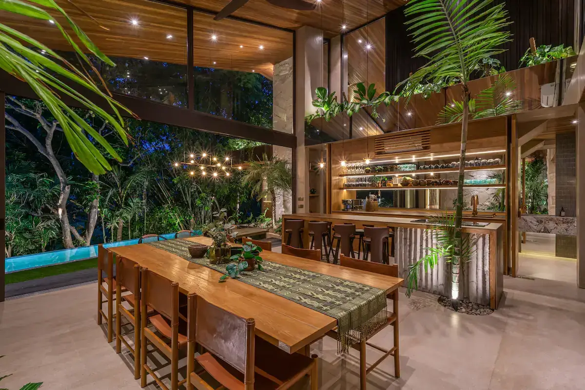 5 BR Tropical-Modern Tropical Garden Villa Canggu, Pererenan, Bali — photo 7 | The Luxury Bali