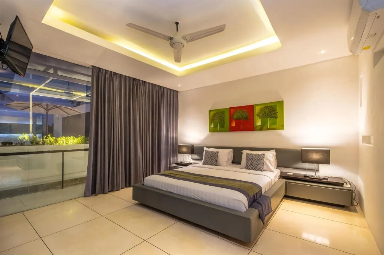 5 BR Walk-to-Beach Modern Villa Seminyak, Seminyak, Bali — photo 12 | The Luxury Bali