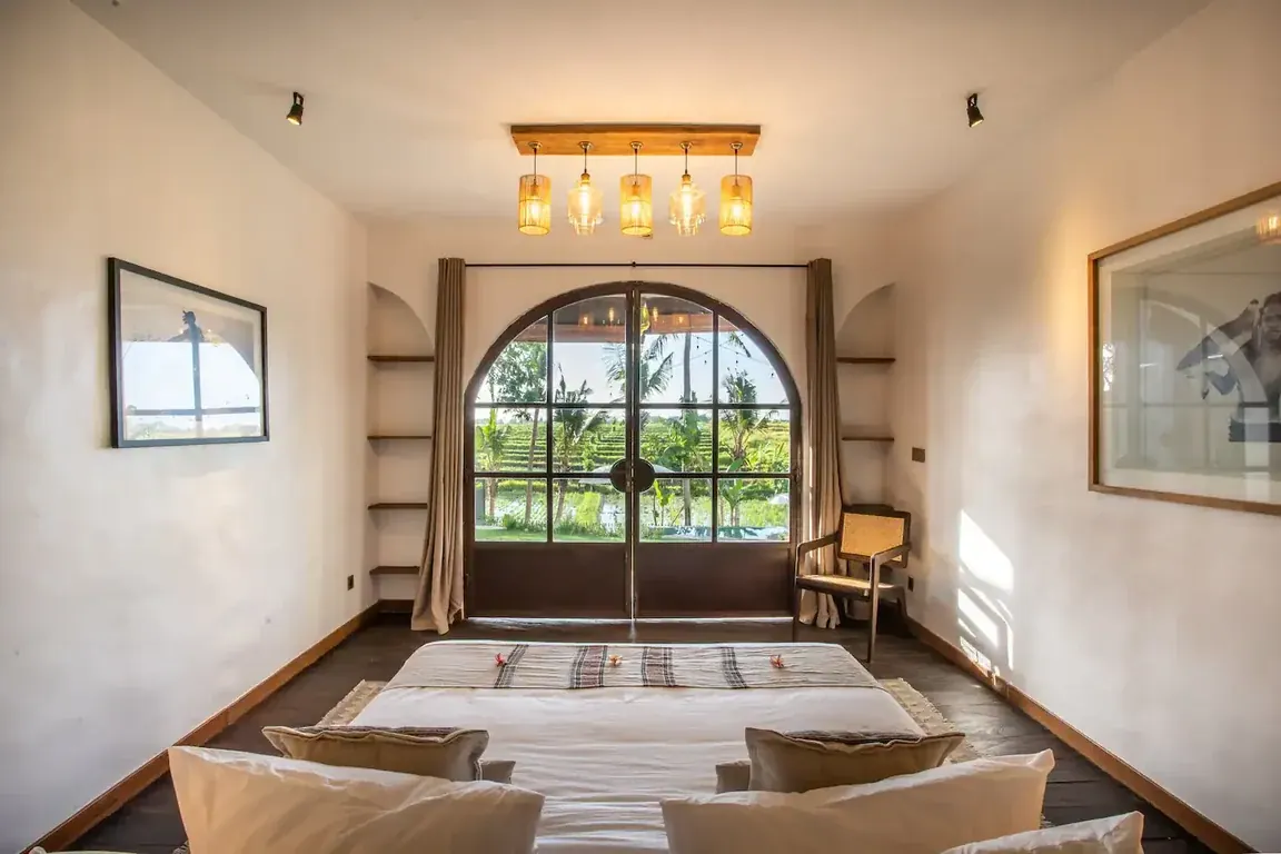 10 BR Rice-Field Infinity-Pool Estate Canggu, Canggu, Bali — photo 12 | The Luxury Bali