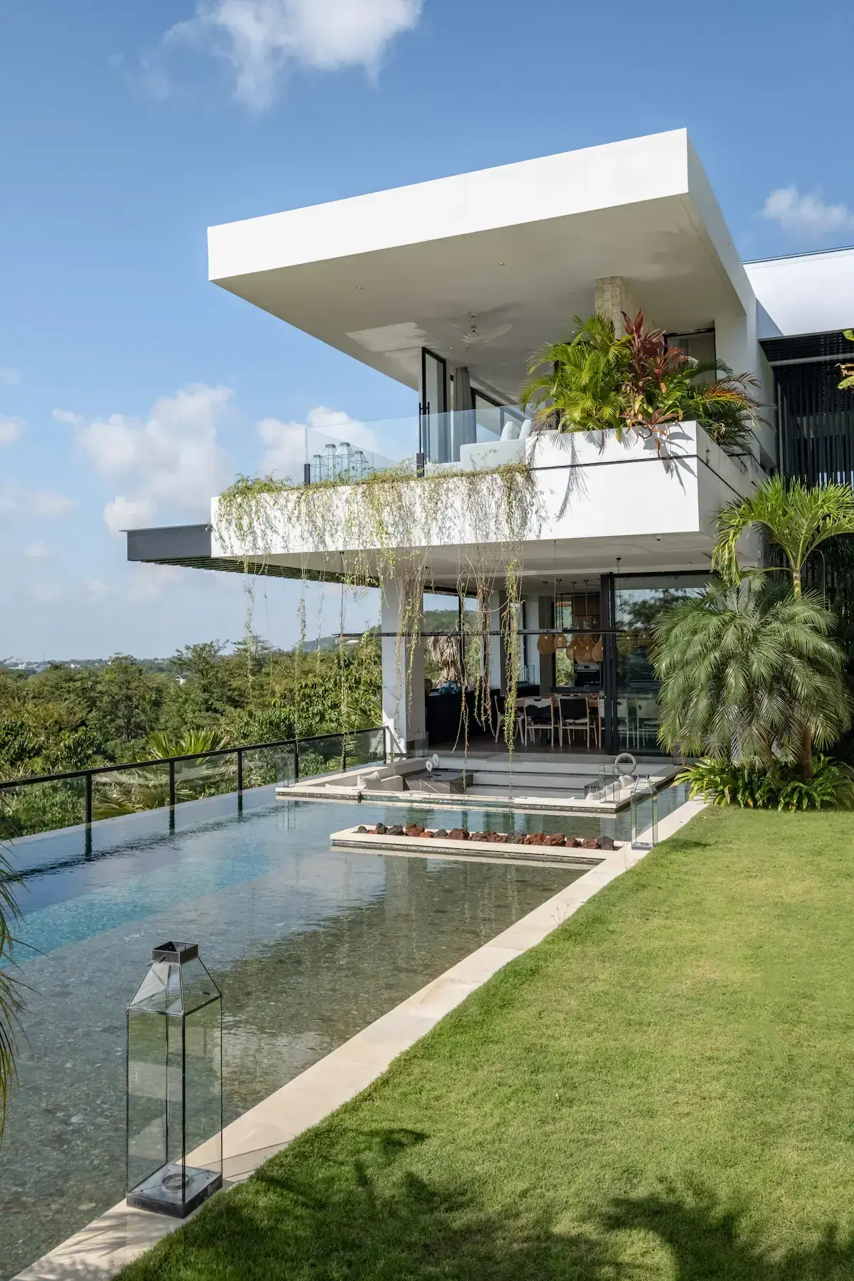 18 BR Sea-View Cinema Estate Uluwatu — 18-bedroom luxury estate in Uluwatu, Bali | The Luxury Bali