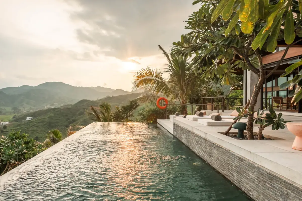 4 BR Ocean-View Tropical-Modern Villa Lombok, Lombok — photo 5 | The Luxury Bali