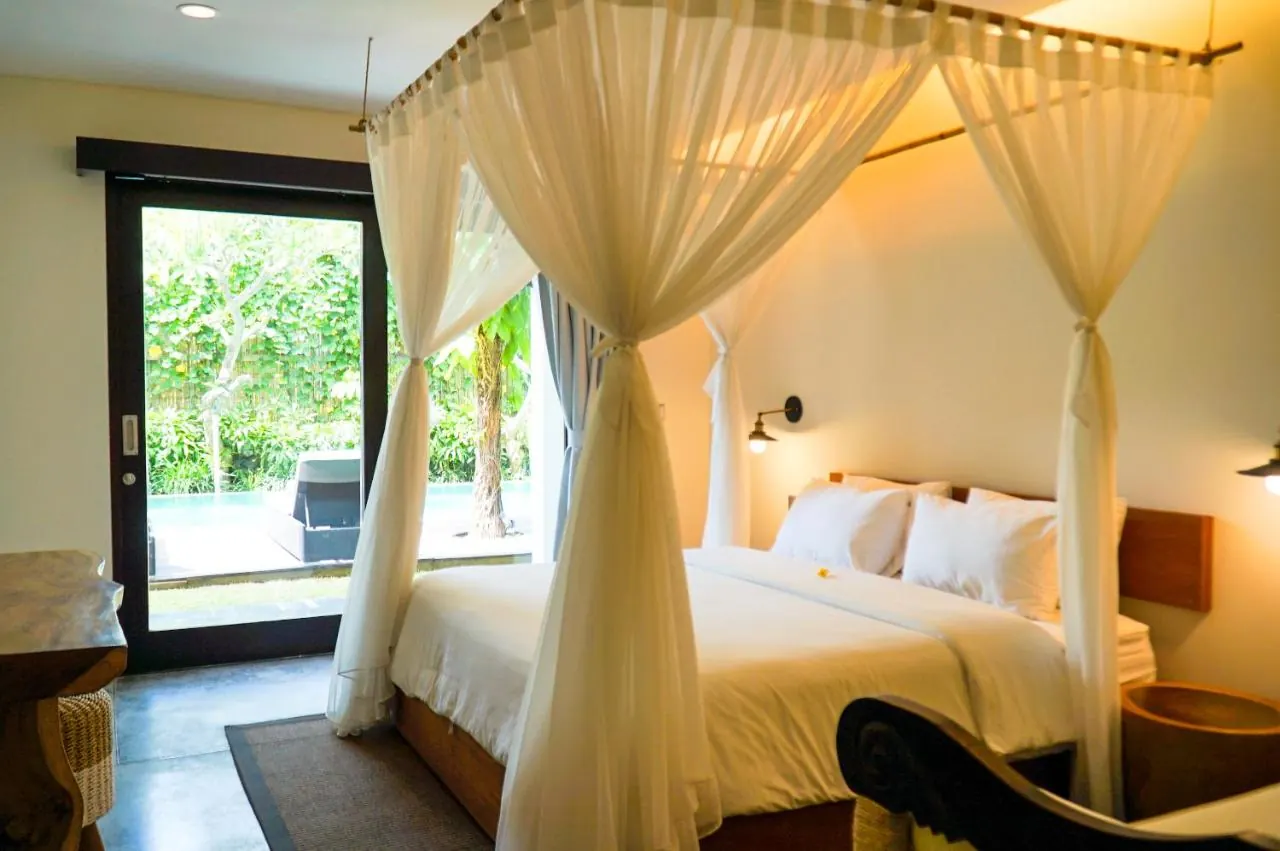7 BR Tropical Garden Pool Villa Canggu, Canggu, Bali — photo 2 | The Luxury Bali