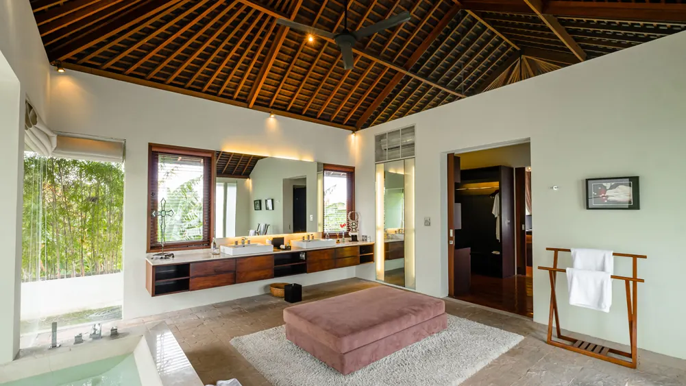 5 BR Cinema Tropical Garden Villa Canggu, Canggu, Bali — photo 10 | The Luxury Bali