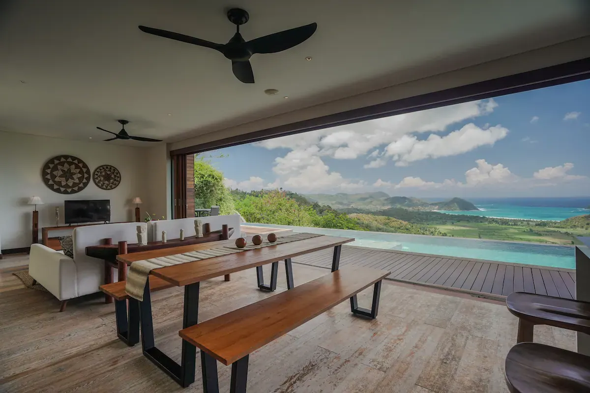 5 BR Cliffside Modern Retreat Lombok, Lombok — photo 6 | The Luxury Bali