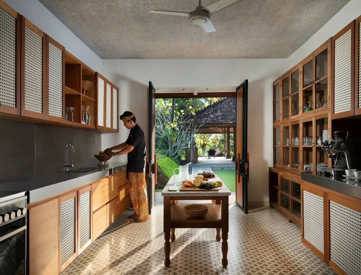 6 BR Secluded Rice-Terrace Villa Ubud, Ubud, Bali — photo 8 | The Luxury Bali