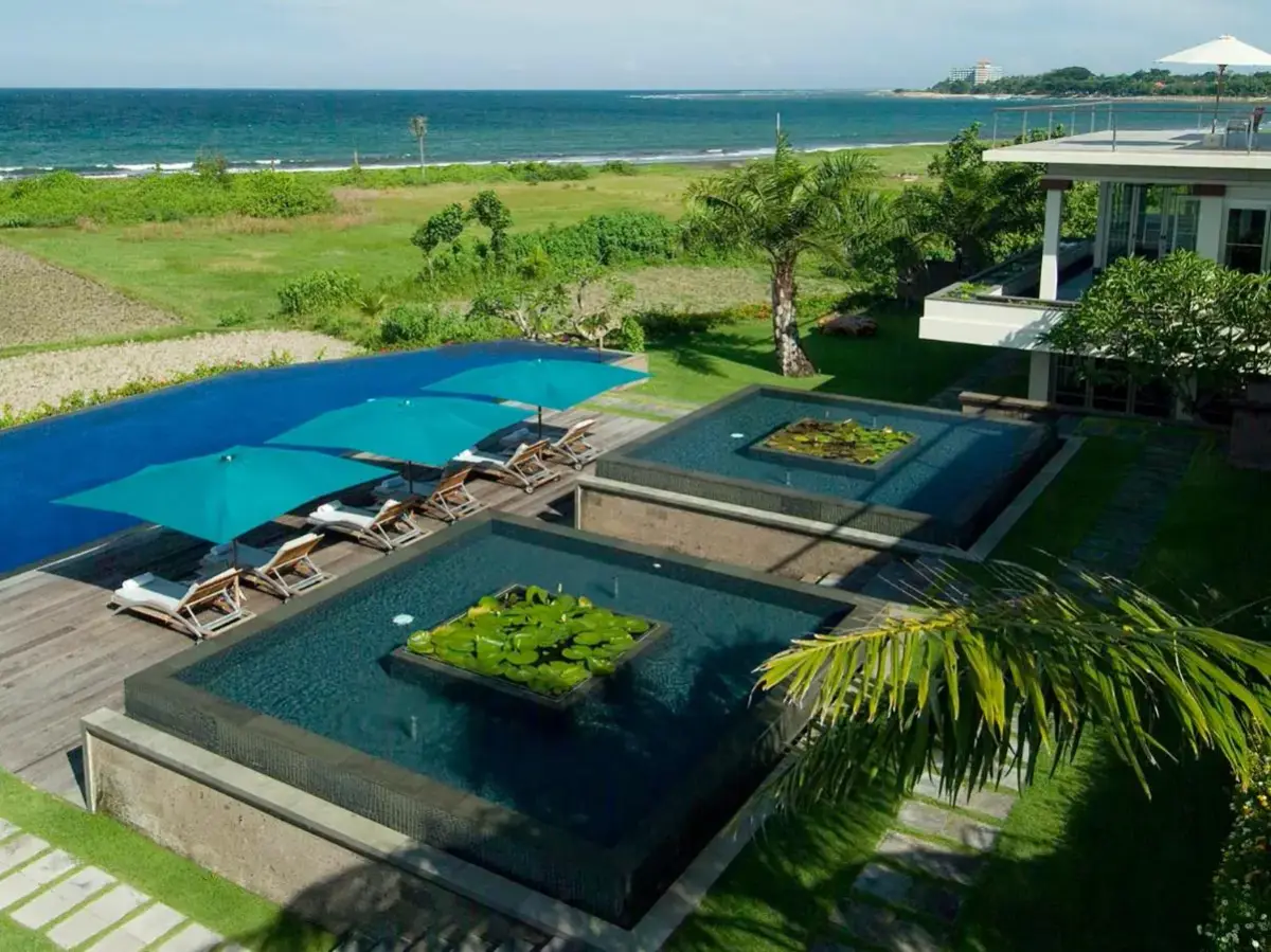 6 BR Ocean-View Garden Villa Sanur, Sanur, Bali — photo 3 | The Luxury Bali