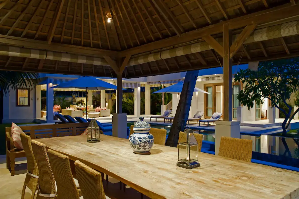4 BR Beachfront Infinity-Pool Villa Amed, Candidasa, Bali — photo 6 | The Luxury Bali