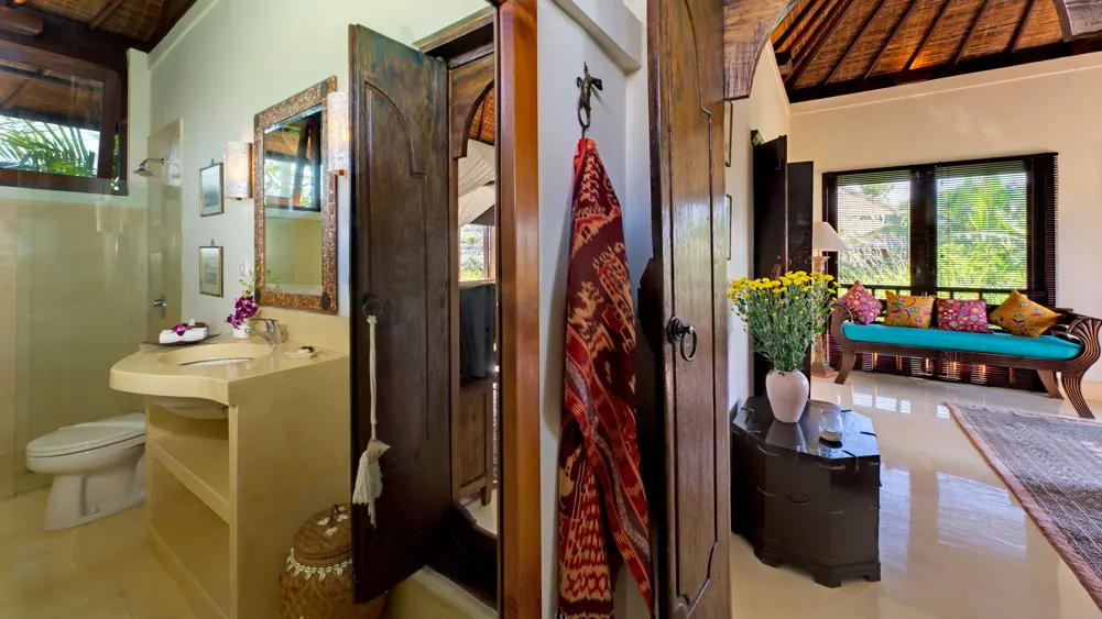 4 BR Tropical Garden Balinese Villa Canggu, Canggu, Bali — photo 10 | The Luxury Bali