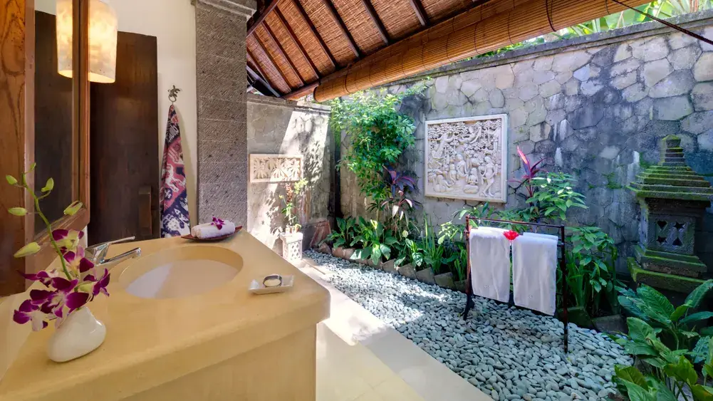 4 BR Tropical Garden Balinese Villa Canggu, Canggu, Bali — photo 12 | The Luxury Bali