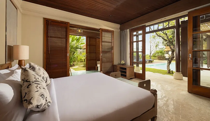 3 BR Ocean-View Thatched Villa Jimbaran, Jimbaran, Bali — photo 2 | The Luxury Bali