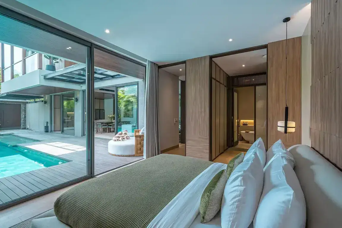 4 BR Walk-to-Beach Infinity-Pool Villa Canggu, Canggu, Bali — photo 3 | The Luxury Bali