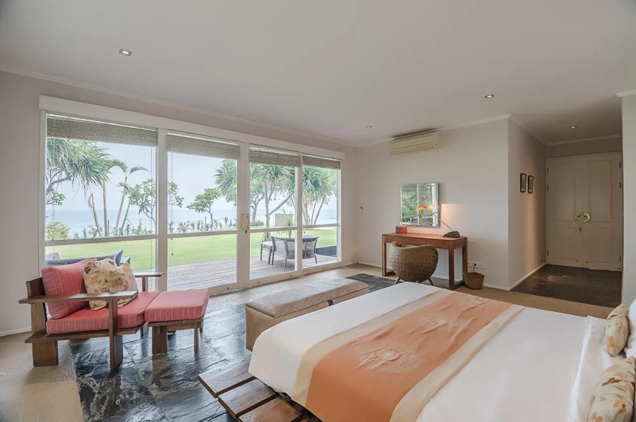 4 BR Infinity-Pool Sunset-View Retreat Uluwatu, Uluwatu, Bali — photo 2 | The Luxury Bali