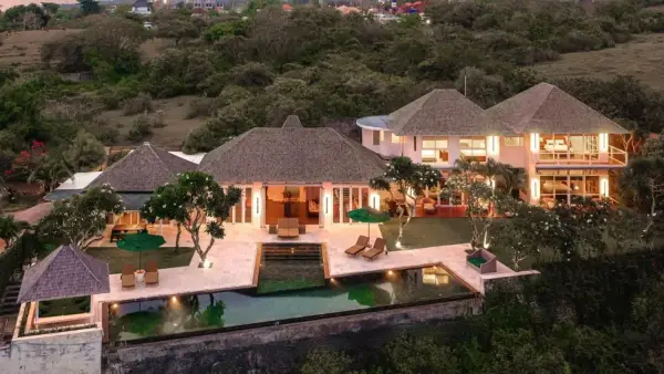 4 BR Infinity-Pool Sunset-View Retreat Uluwatu — 4-bedroom luxury villa in Uluwatu, Bali | The Luxury Bali