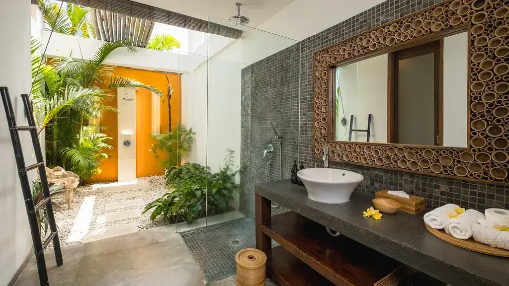 3 BR Luxury Villa Seminyak, Seminyak, Bali — photo 10 | The Luxury Bali