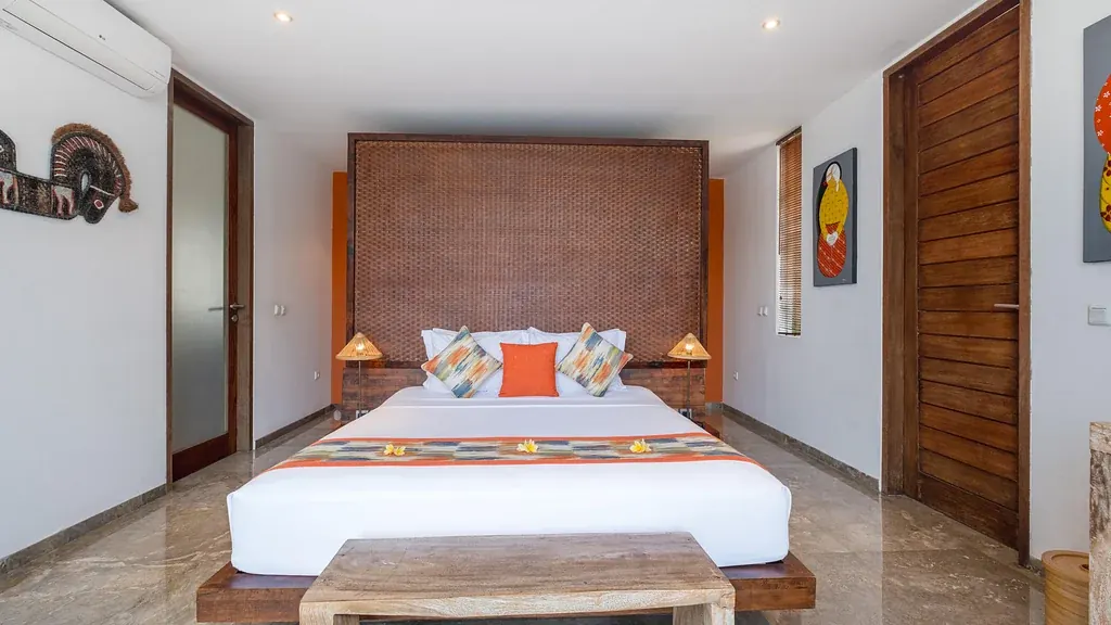 3 BR Luxury Villa Seminyak, Seminyak, Bali — photo 12 | The Luxury Bali