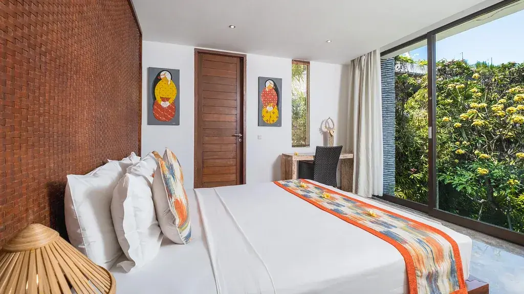 3 BR Luxury Villa Seminyak, Seminyak, Bali — photo 11 | The Luxury Bali