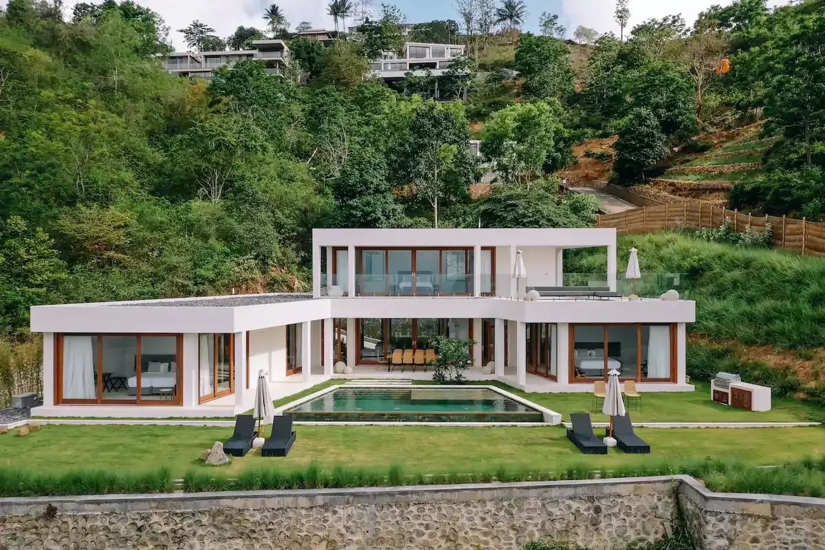 4 BR Modern Hilltop Retreat Lombok, Lombok — photo 3 | The Luxury Bali