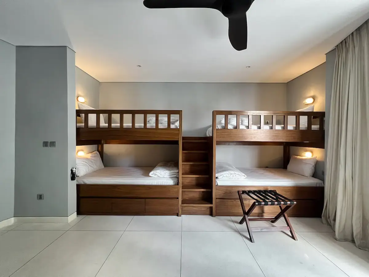 4 BR Modern Hilltop Retreat Lombok, Lombok — photo 11 | The Luxury Bali