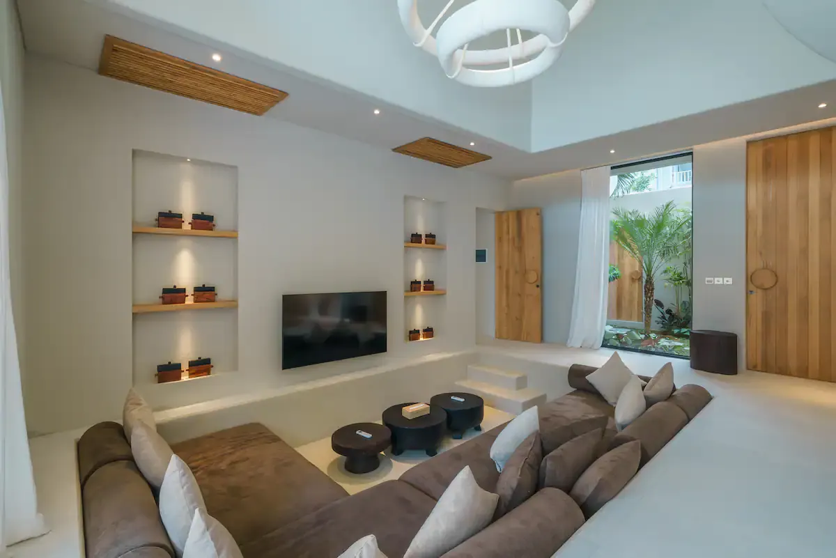 4 BR Contemporary Minimalist Villa Canggu, Pererenan, Bali — photo 9 | The Luxury Bali