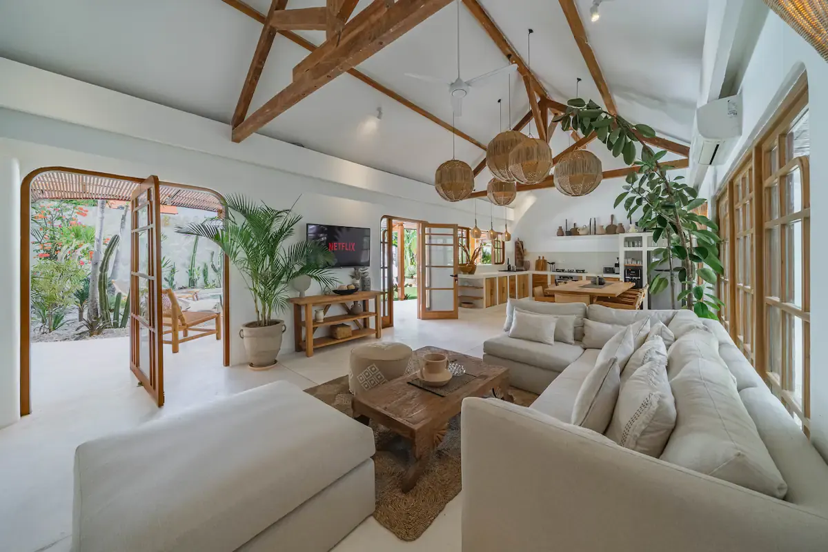 6 BR Group Pool Retreat Canggu, Canggu, Bali — photo 11 | The Luxury Bali