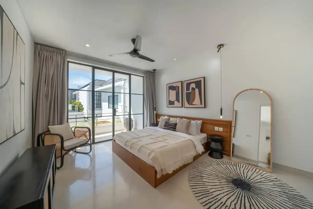4 BR Modern Fully Staffed Villa Canggu, Canggu, Bali — photo 2 | The Luxury Bali