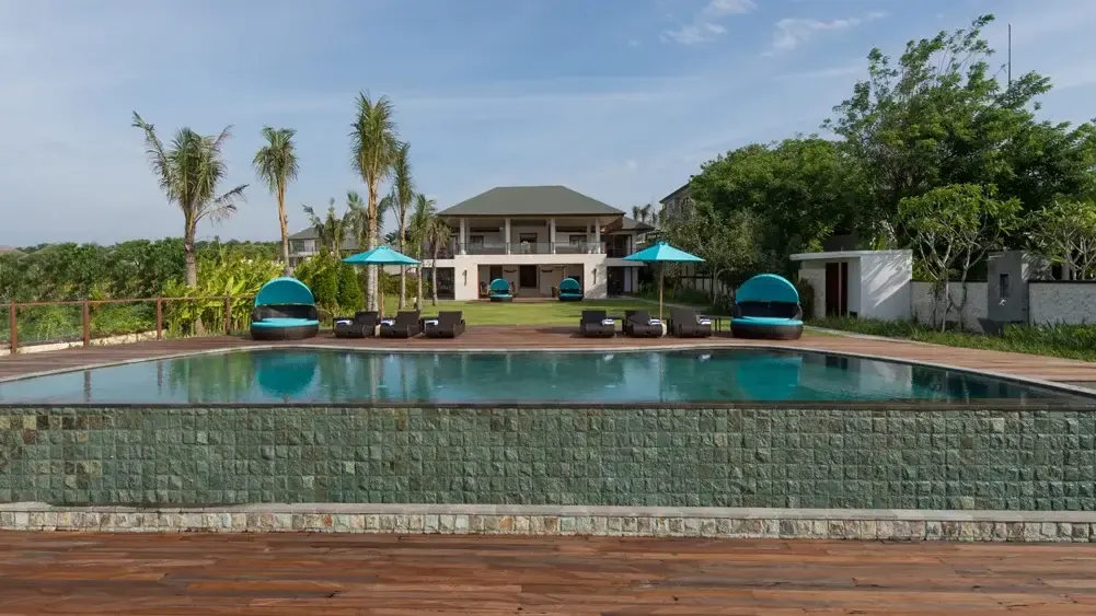 4 BR Clifftop Infinity-Pool Villa Uluwatu — 4-bedroom luxury villa in Uluwatu, Bali | The Luxury Bali
