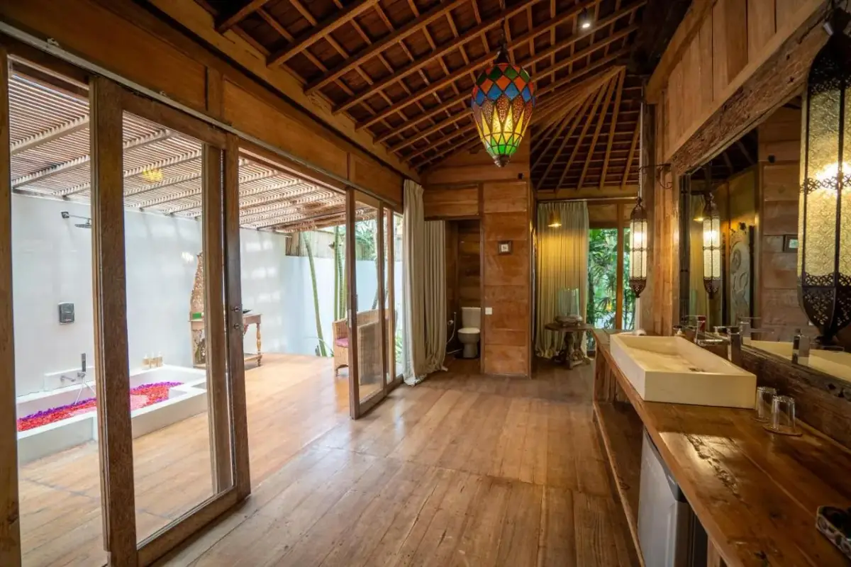 12 BR Tropical Garden Joglo Estate Canggu, Canggu, Bali — photo 3 | The Luxury Bali