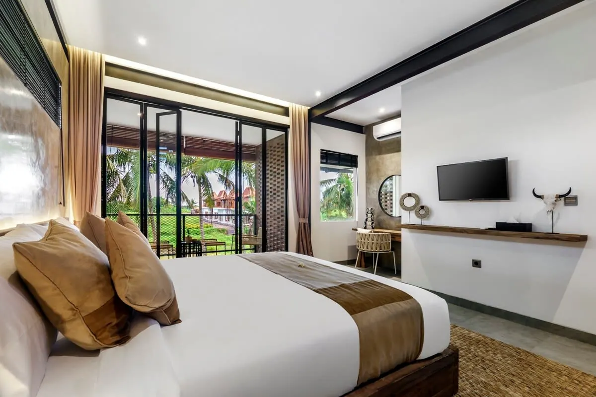 3 BR Industrial Tropical Garden House Ubud, Ubud, Bali — photo 2 | The Luxury Bali