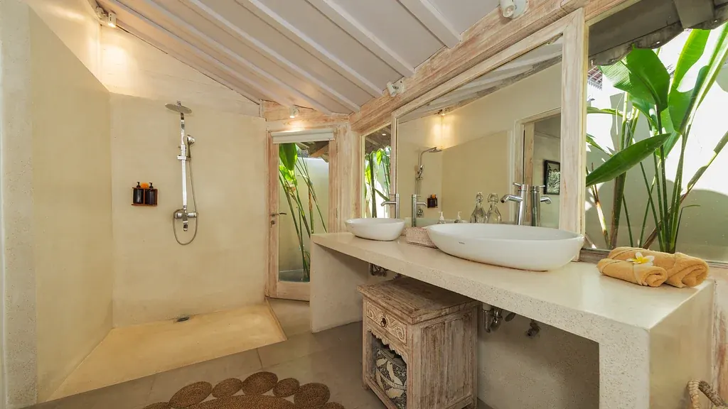 4 BR Luxury Villa Seminyak, Kerobokan, Bali — photo 9 | The Luxury Bali